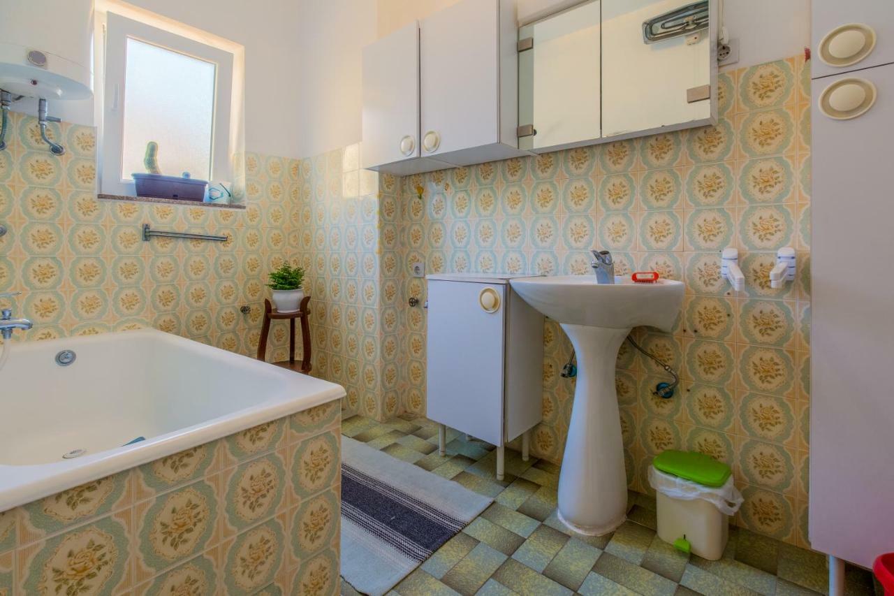Apartman Nada Dramalj Exteriör bild